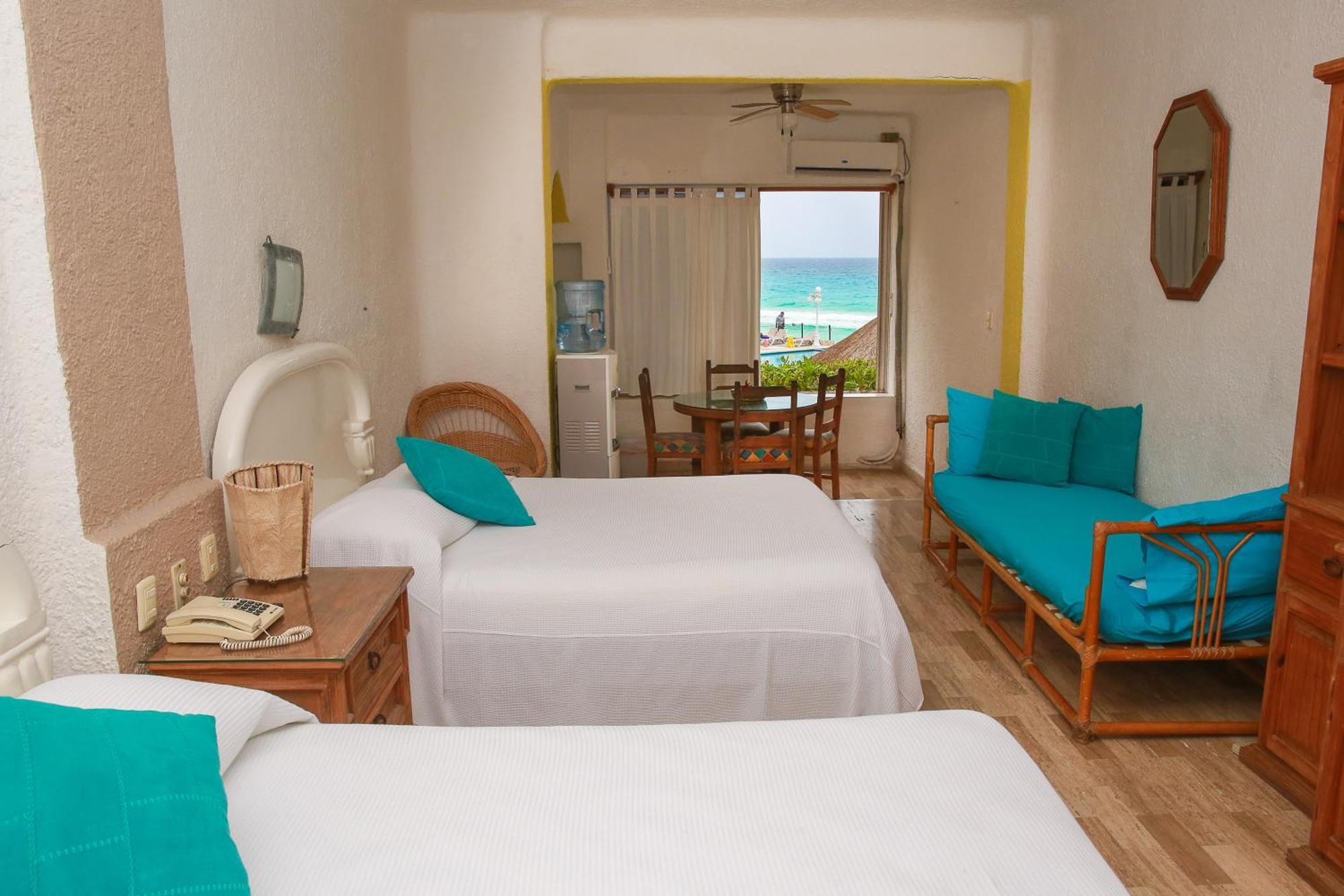 Cancun Beach Aparthotel Brisas Esterno foto
