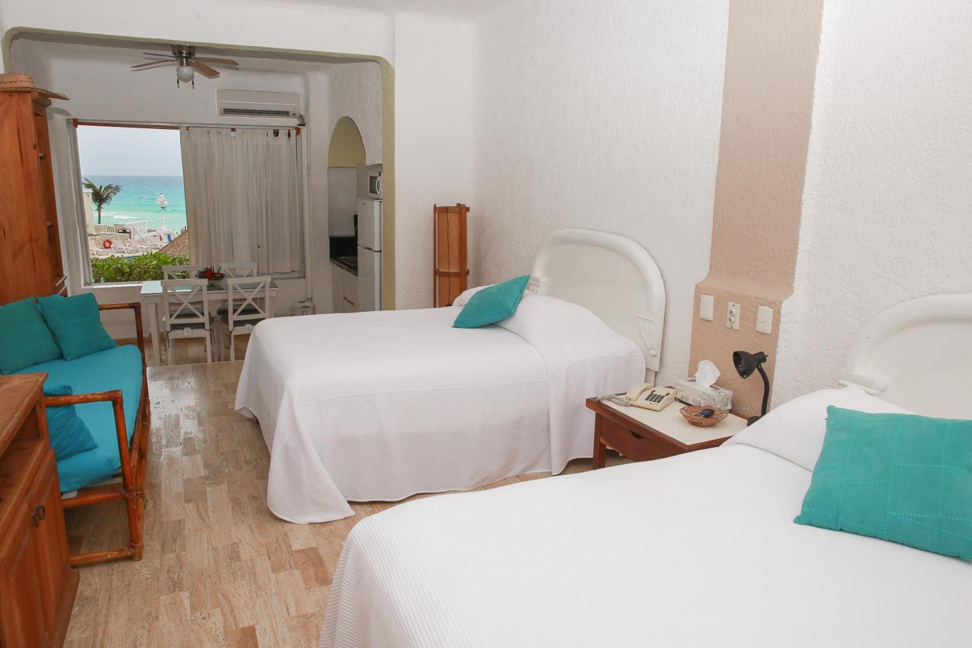 Cancun Beach Aparthotel Brisas Esterno foto