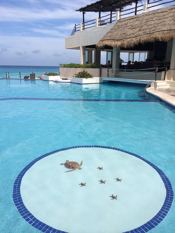 Cancun Beach Aparthotel Brisas Esterno foto