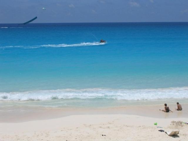 Cancun Beach Aparthotel Brisas Esterno foto